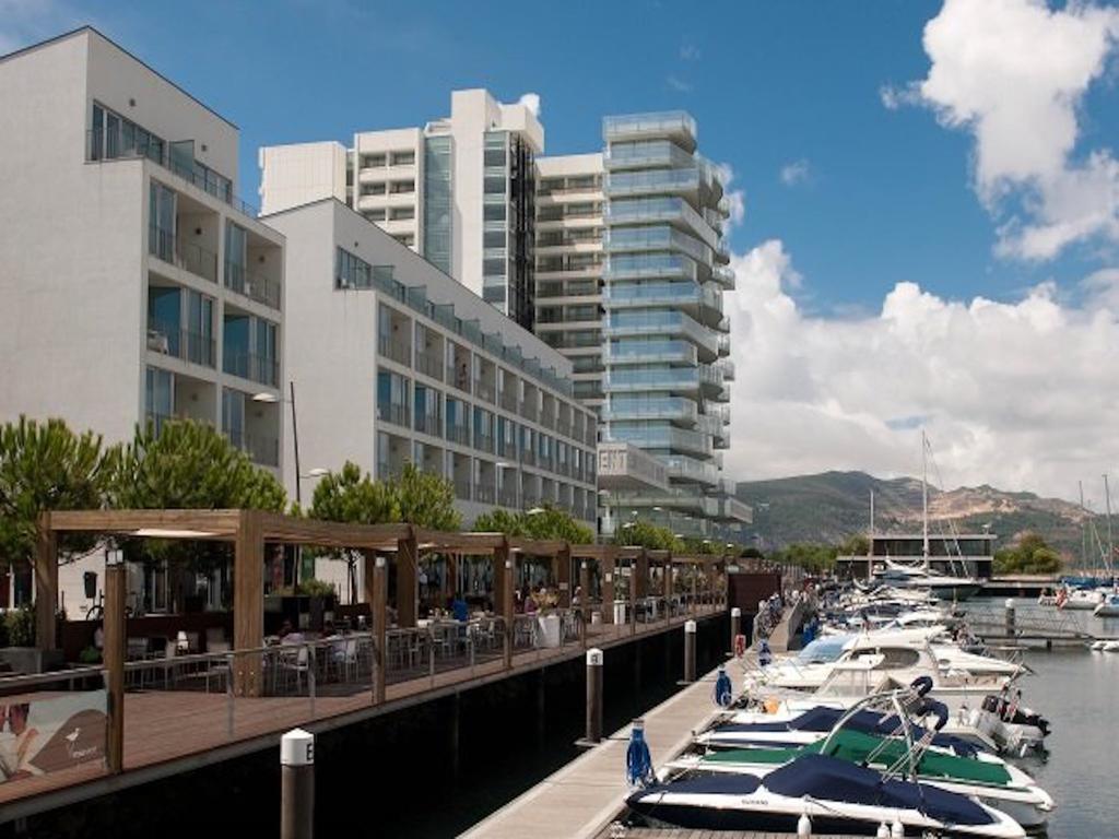 Sea And Marina View Apartment Setúbal Extérieur photo
